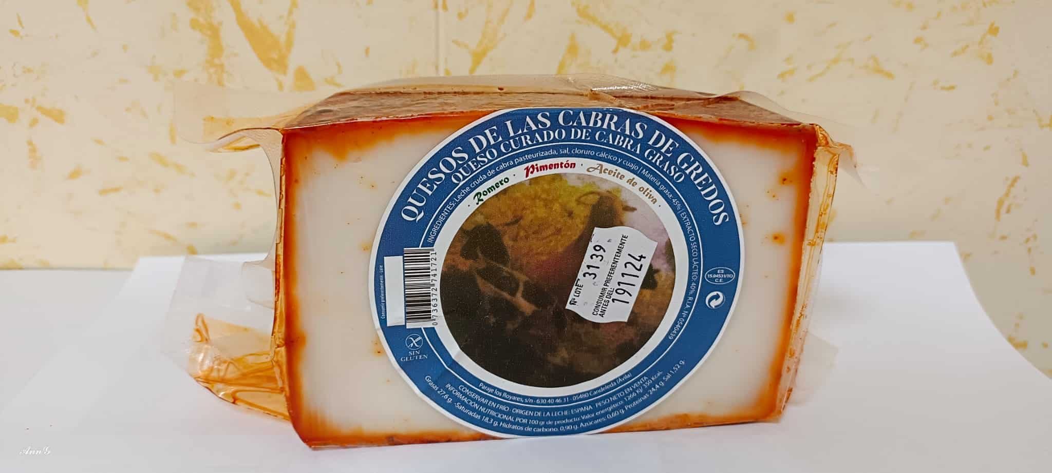 Queso de cabra al pimentón